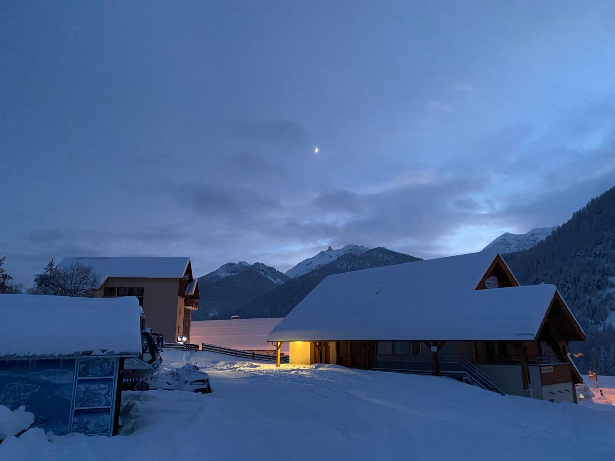 Le Chalet Des Sommets Arvieux Eksteriør billede